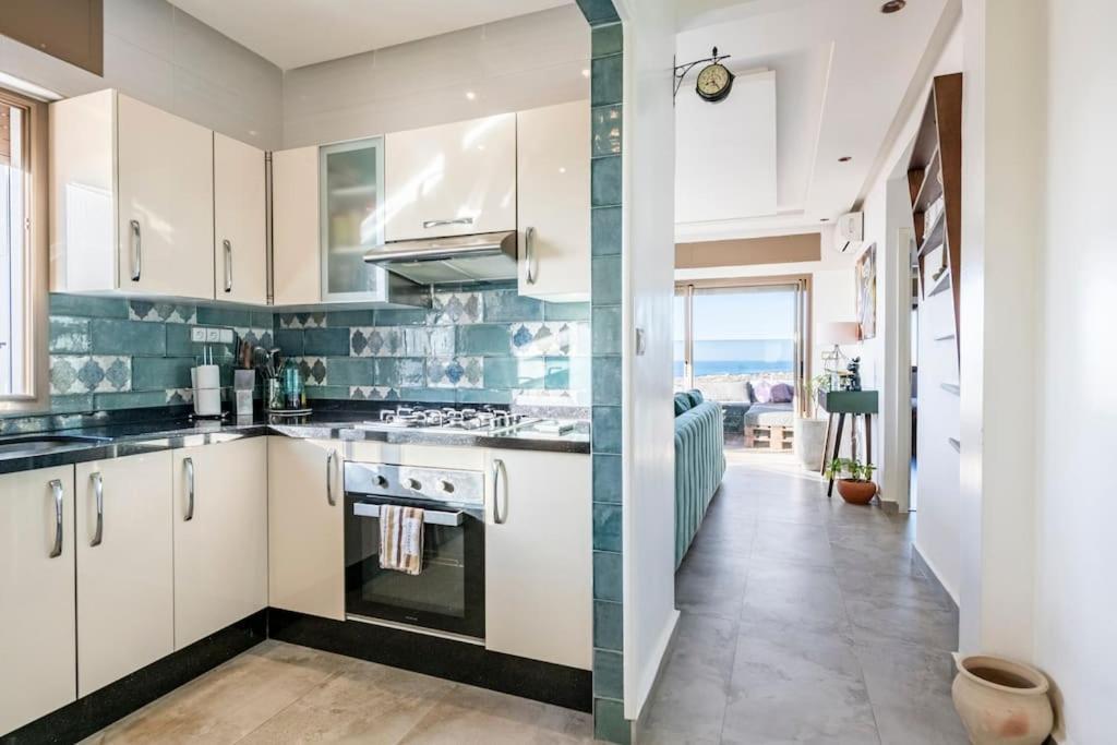 Apartment Spectacular Waterfront Sunset & 360 Ocean View *
